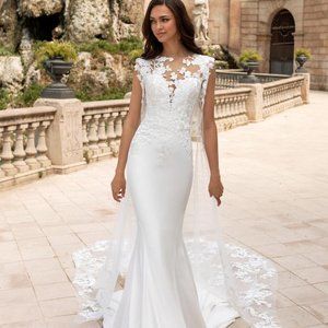 Pronovias Drail Wedding Dress